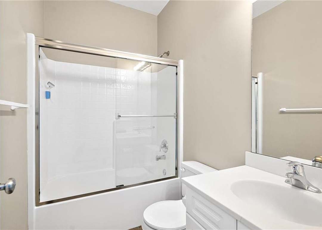 15900 Granada Street — photo 9