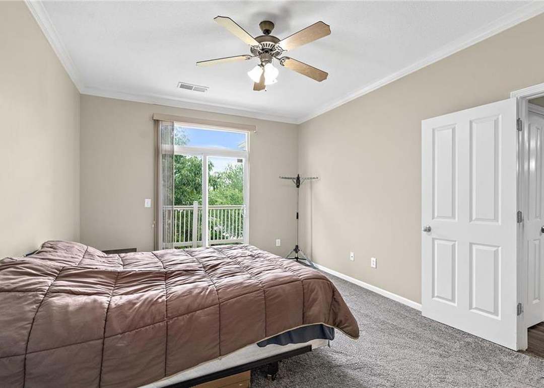 15900 Granada Street — photo 10
