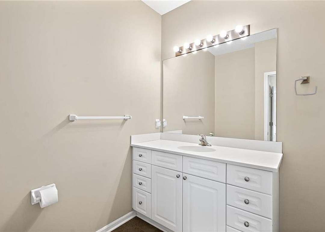 15900 Granada Street — photo 26