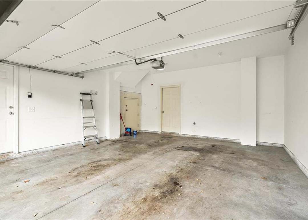 15900 Granada Street — photo 31