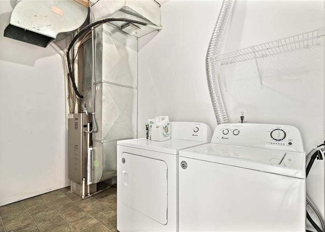 15900 Granada Street — photo 32