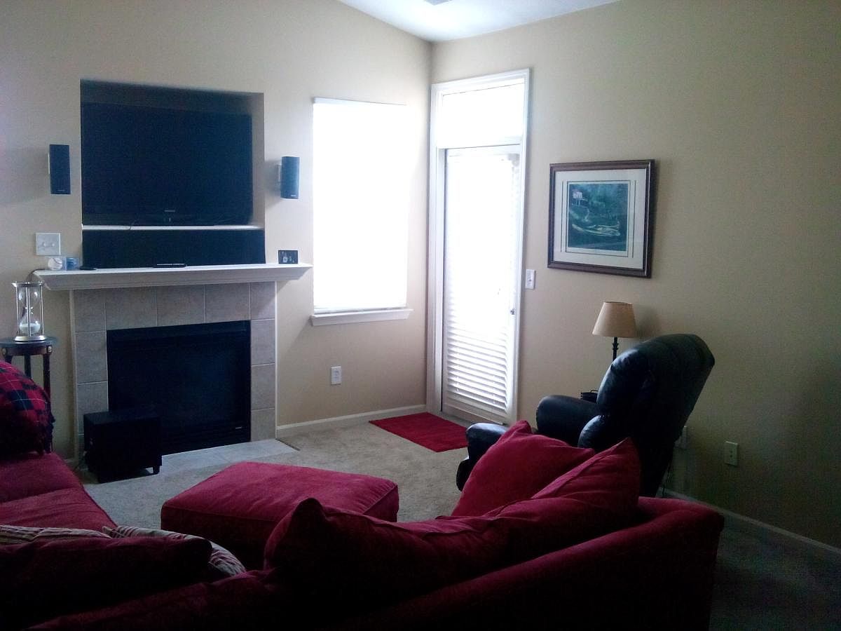 15900 GRANADA STREET — photo 8