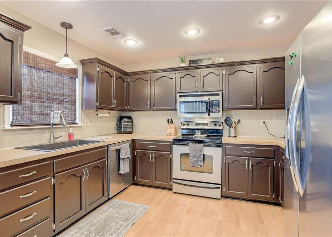 15907 W 154th Terrace — photo 12
