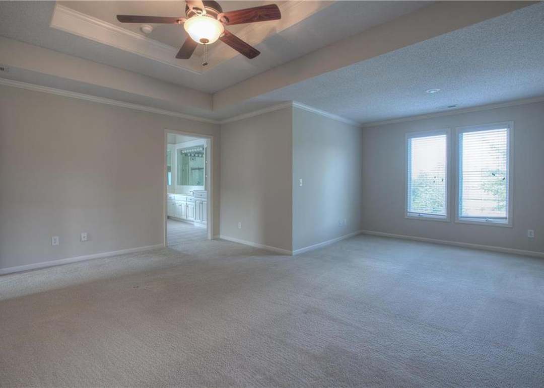 15926 W 161st Street — photo 7