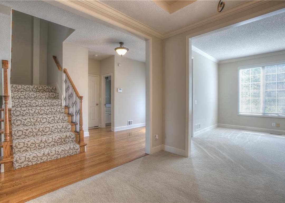 15926 W 161st Street — photo 8