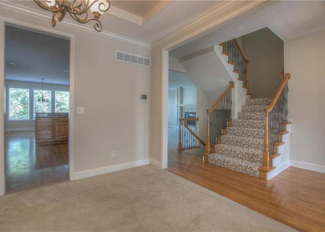 15926 W 161st Street — photo 9