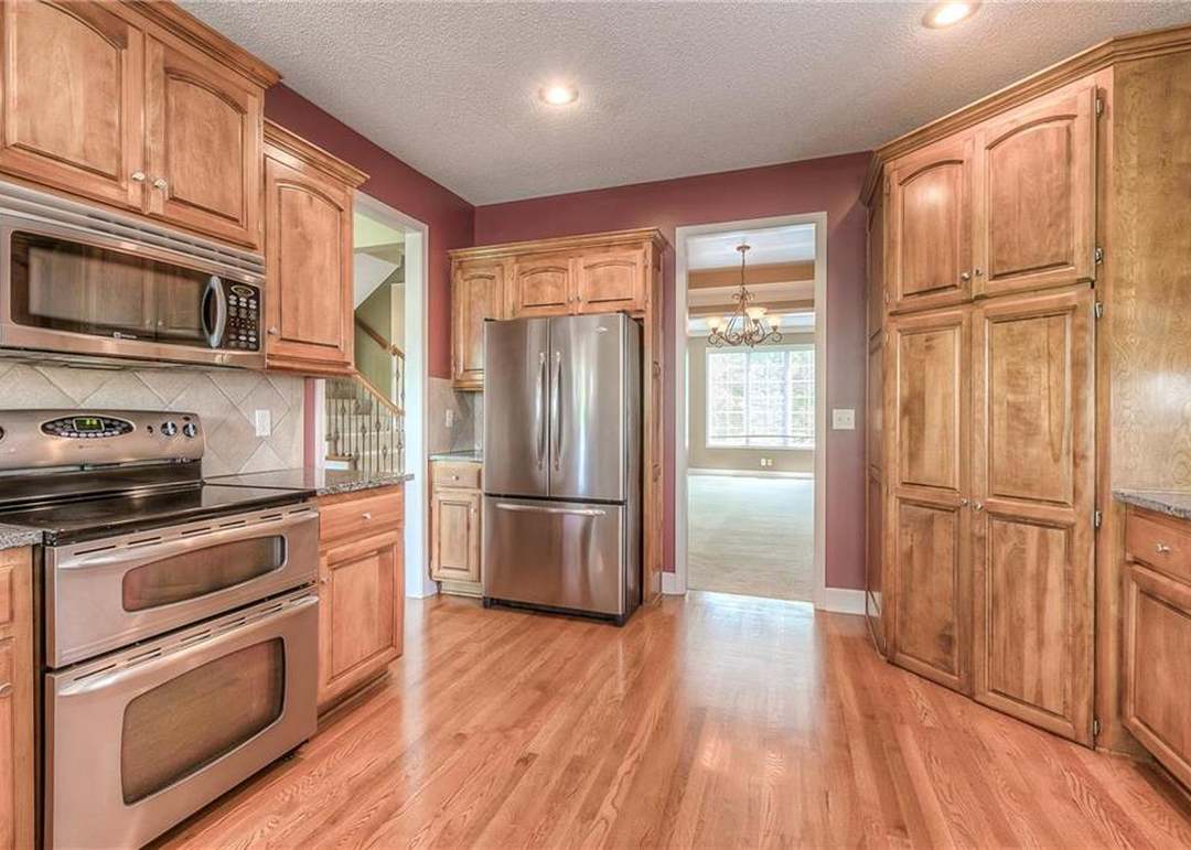 15926 W 161st Street — photo 11