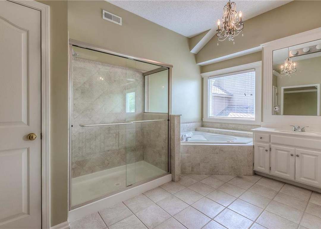 15926 W 161st Street — photo 16