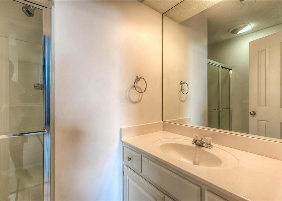 15926 W 161st Street — photo 23