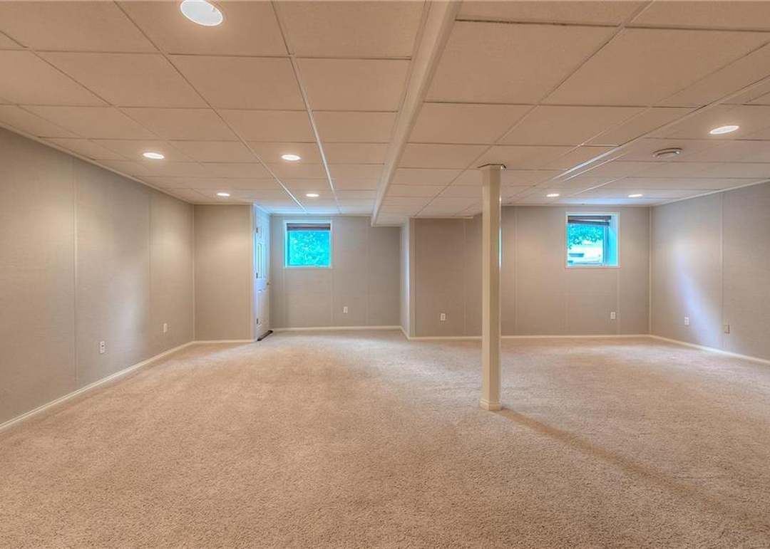 15926 W 161st Street — photo 26