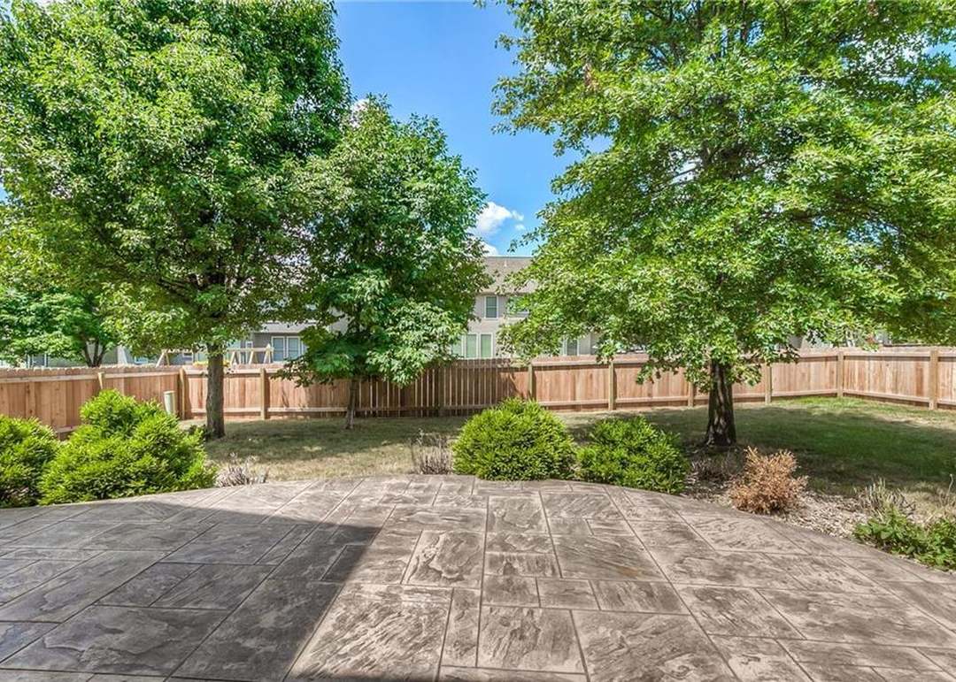 15926 W 161st Street — photo 30