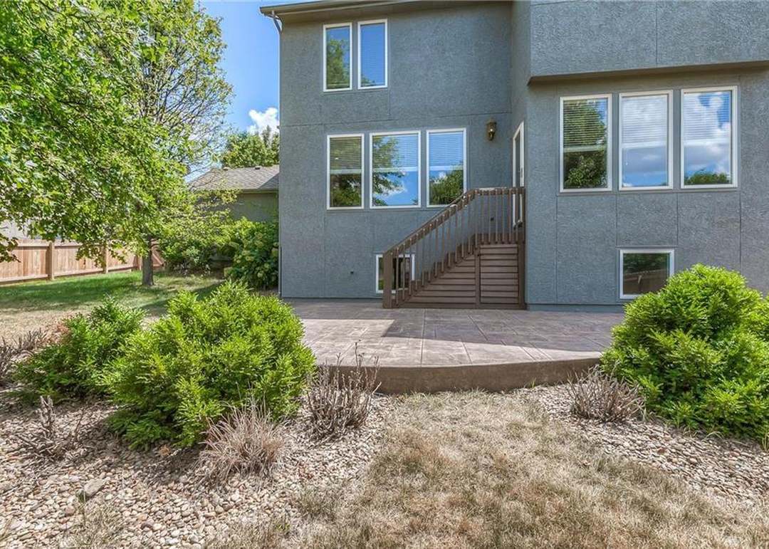 15926 W 161st Street — photo 31