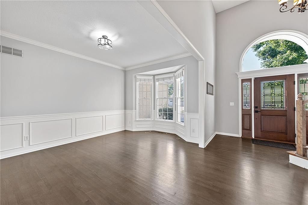 15933 Birch Street — photo 5