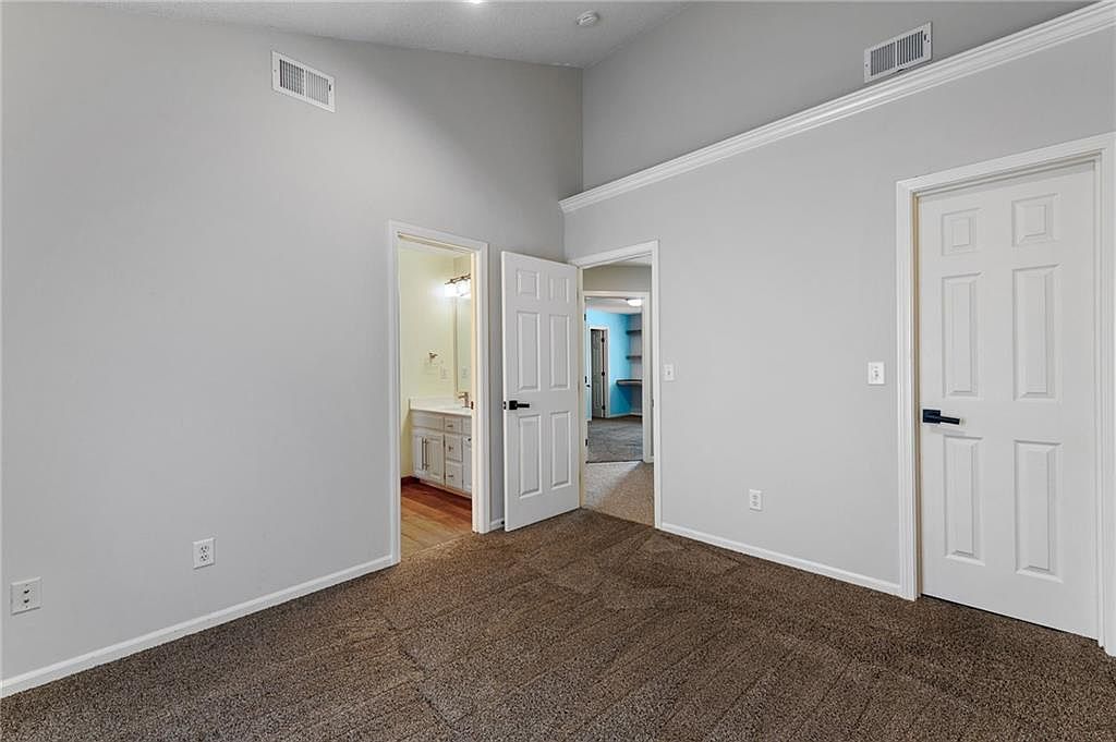 15933 Birch Street — photo 27