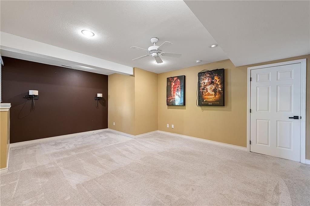 15933 Birch Street — photo 42