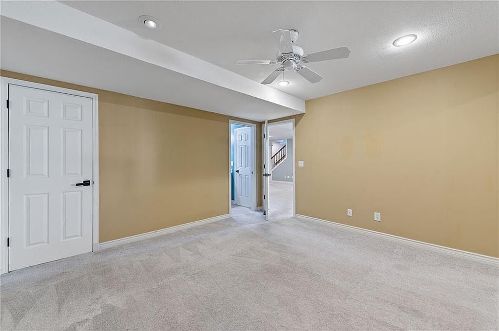 15933 Birch Street — photo 44