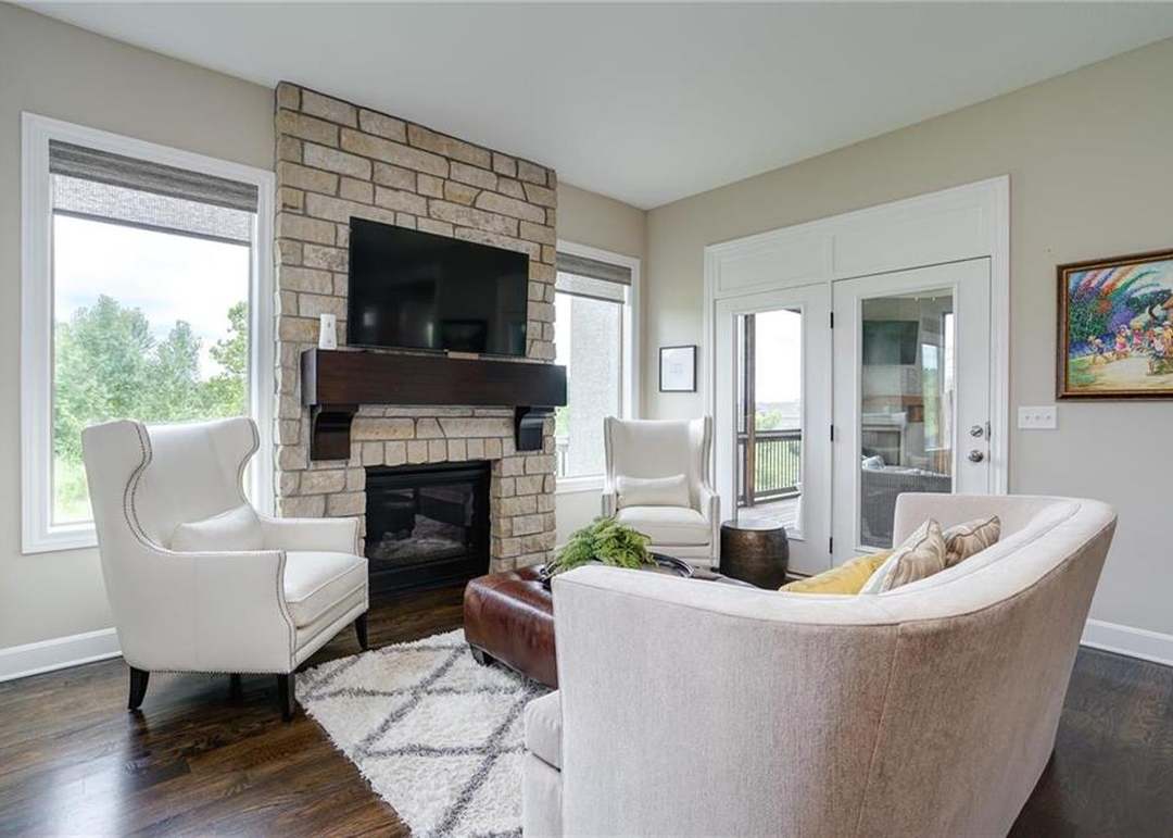 15933 Melrose Street — photo 19