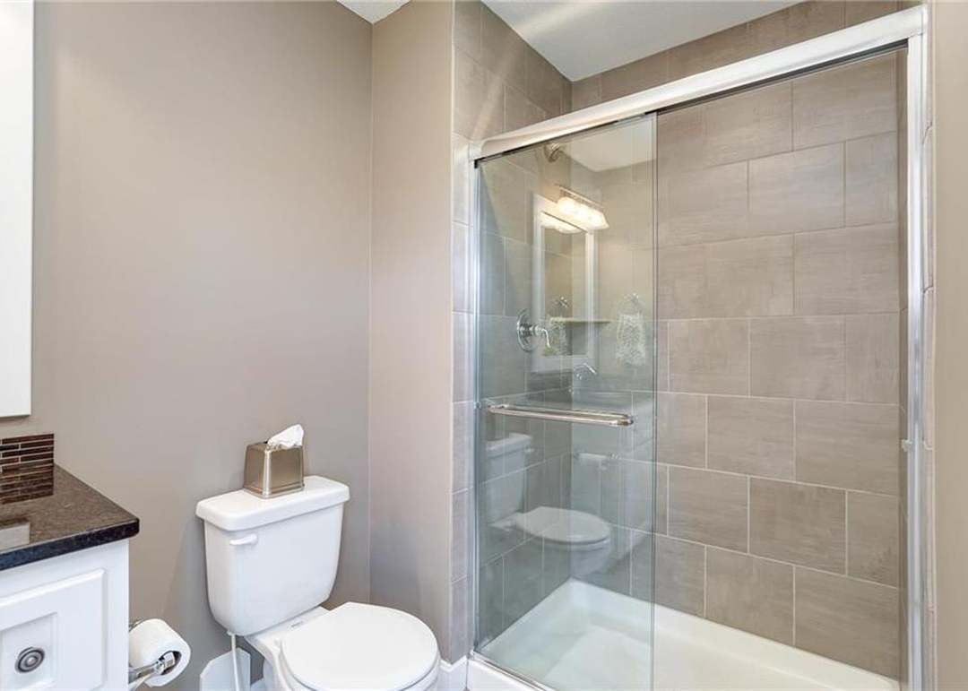 15933 Melrose Street — photo 36