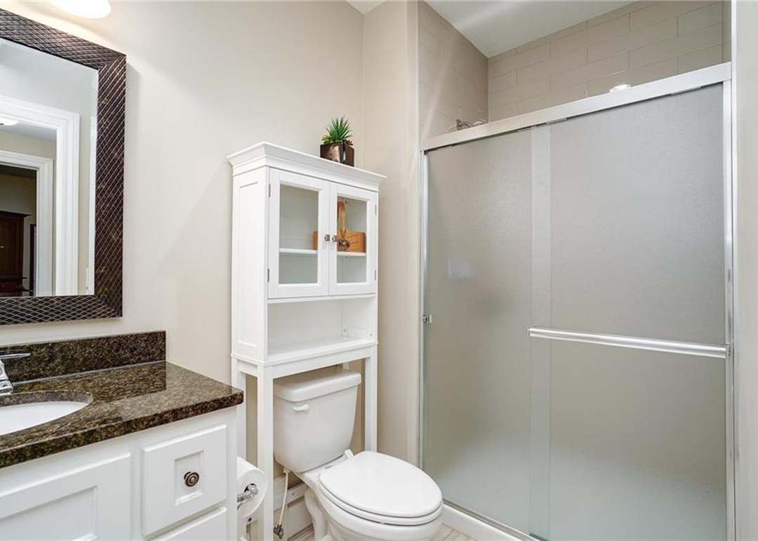 15933 Melrose Street — photo 41