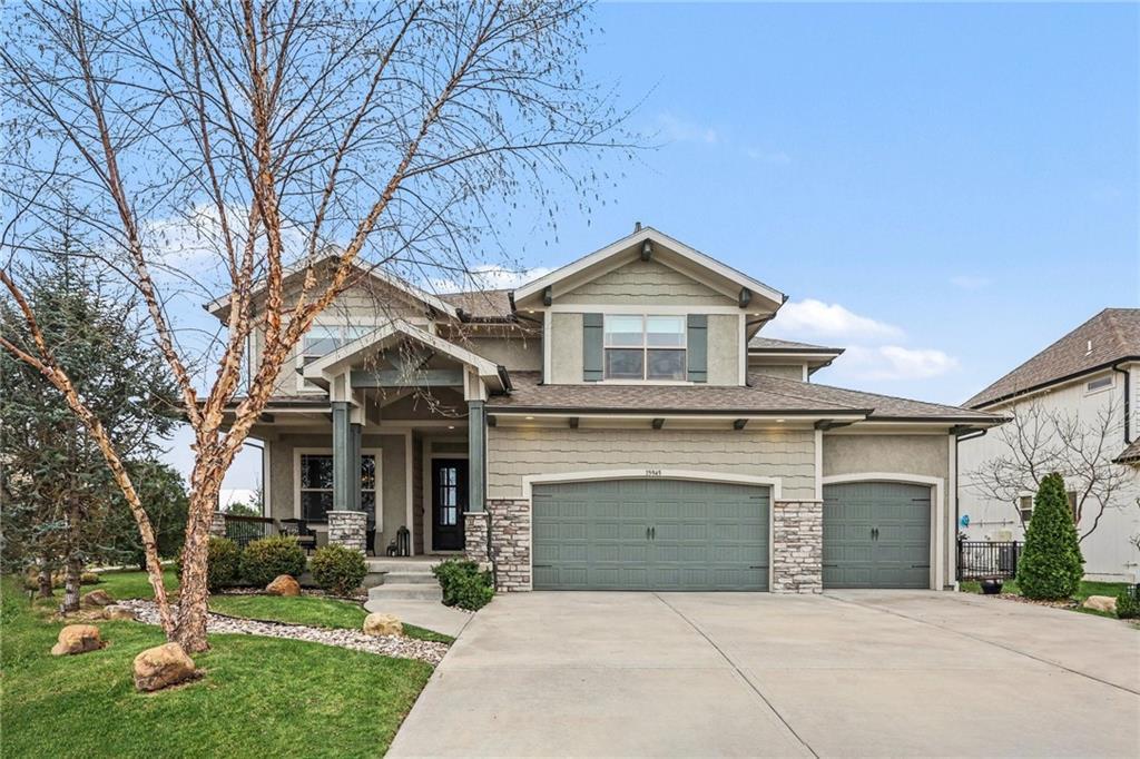 15945 W 165th Street, Olathe, KS