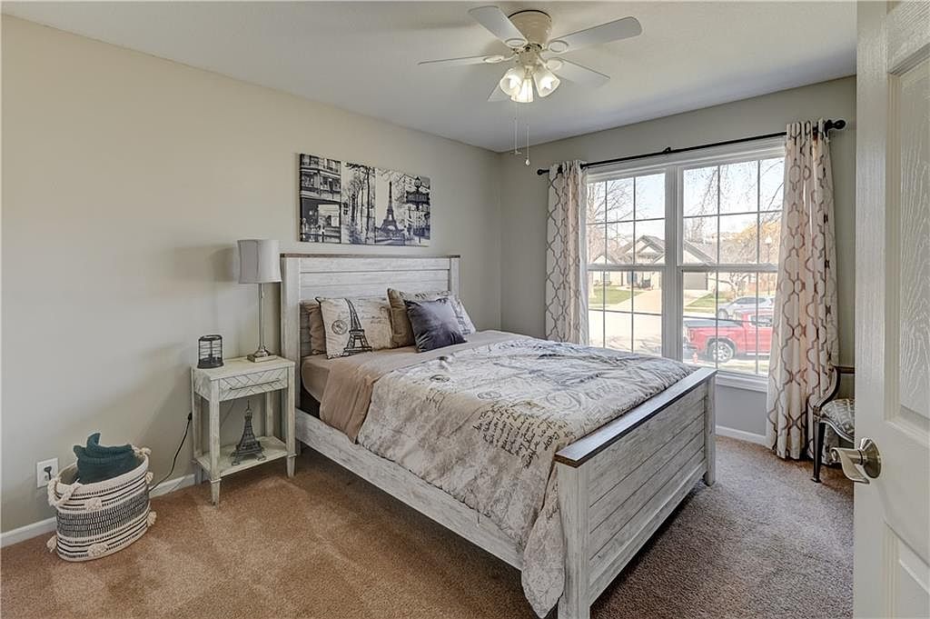 15955 NW 134th Circle — photo 24