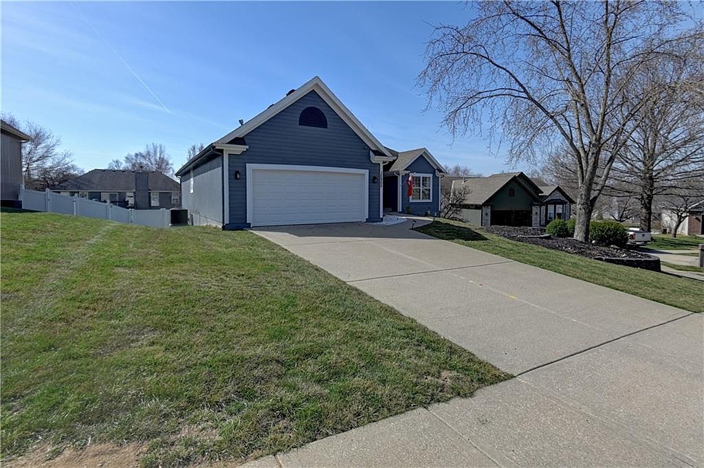 15955 NW 134th Circle — photo 53