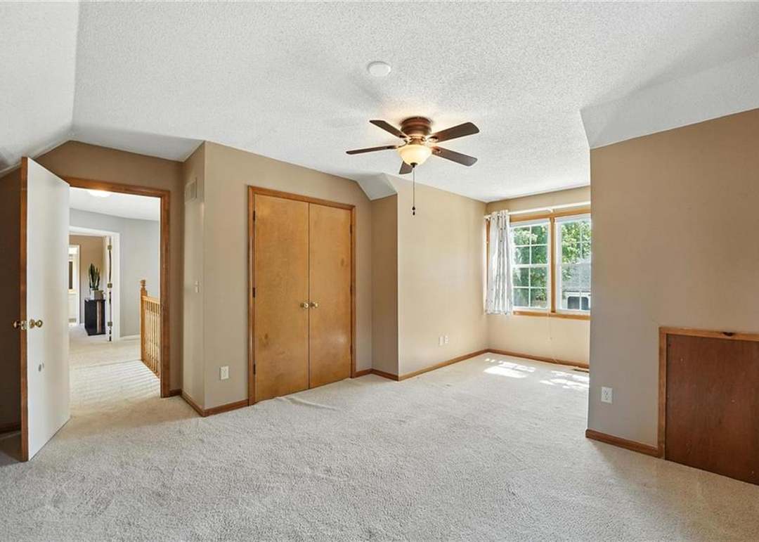 16000 W 79th Terrace — photo 4