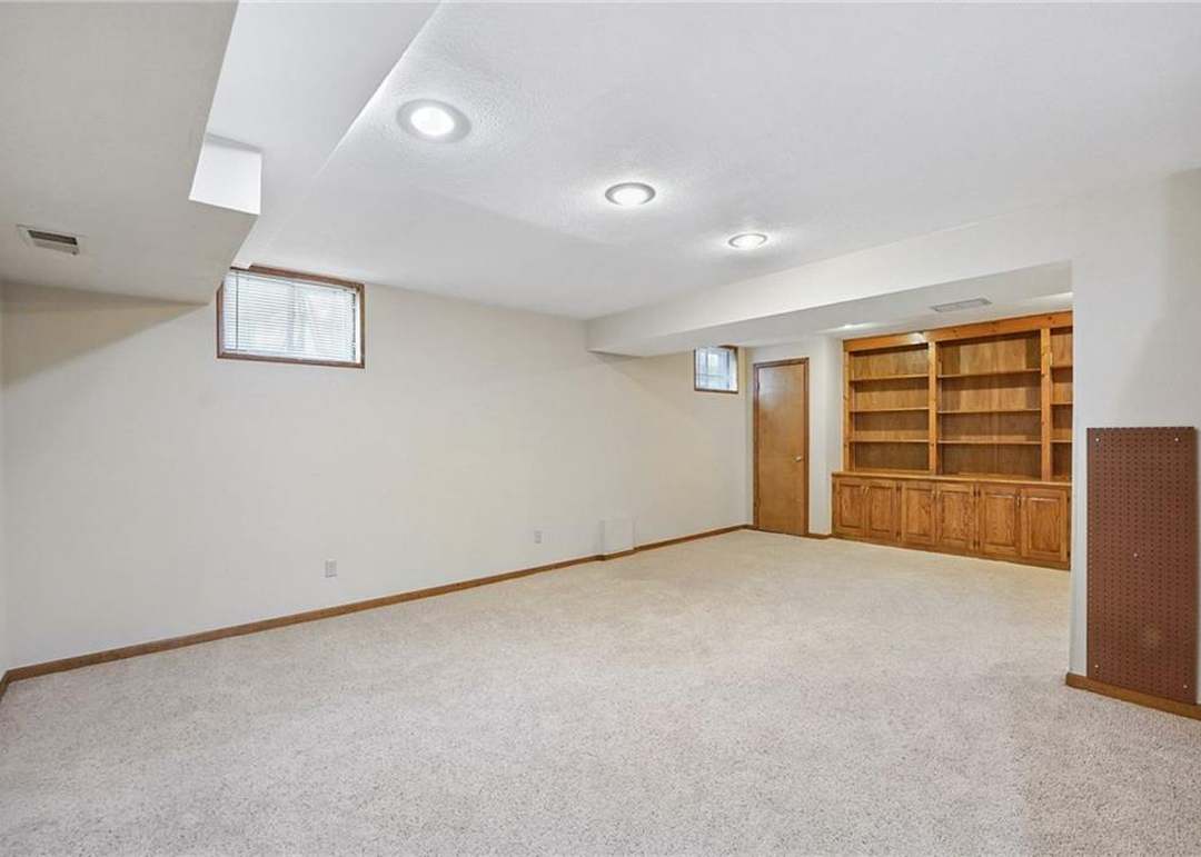 16000 W 79th Terrace — photo 36