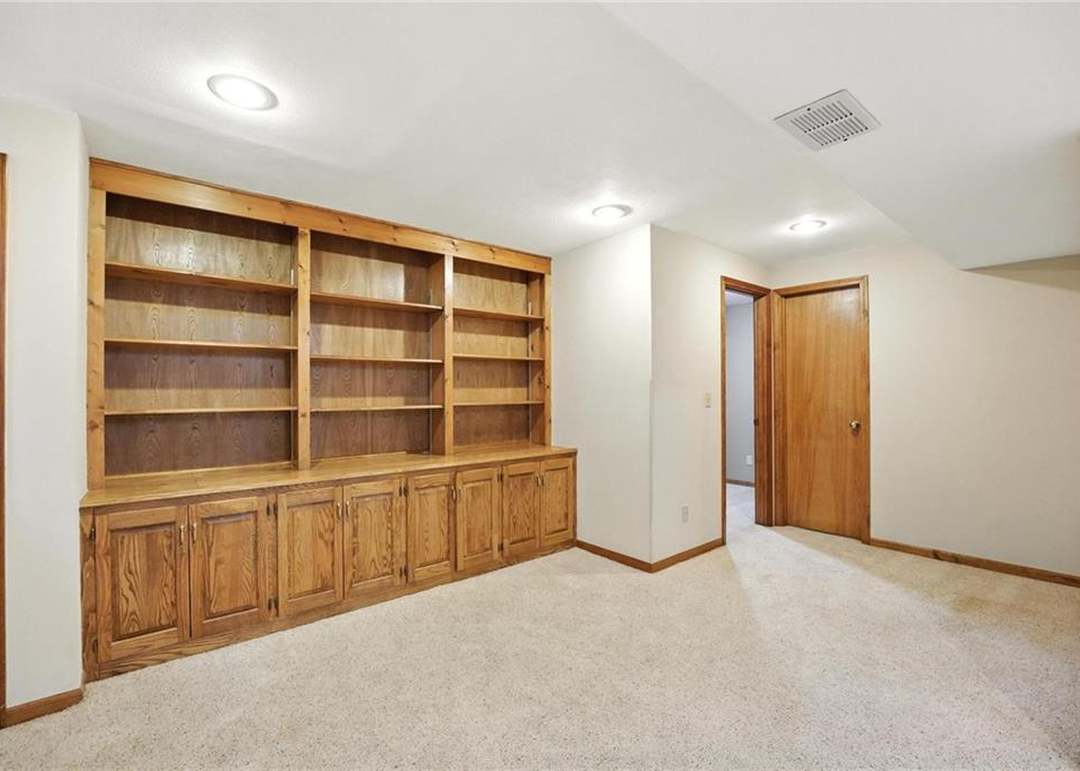 16000 W 79th Terrace — photo 37