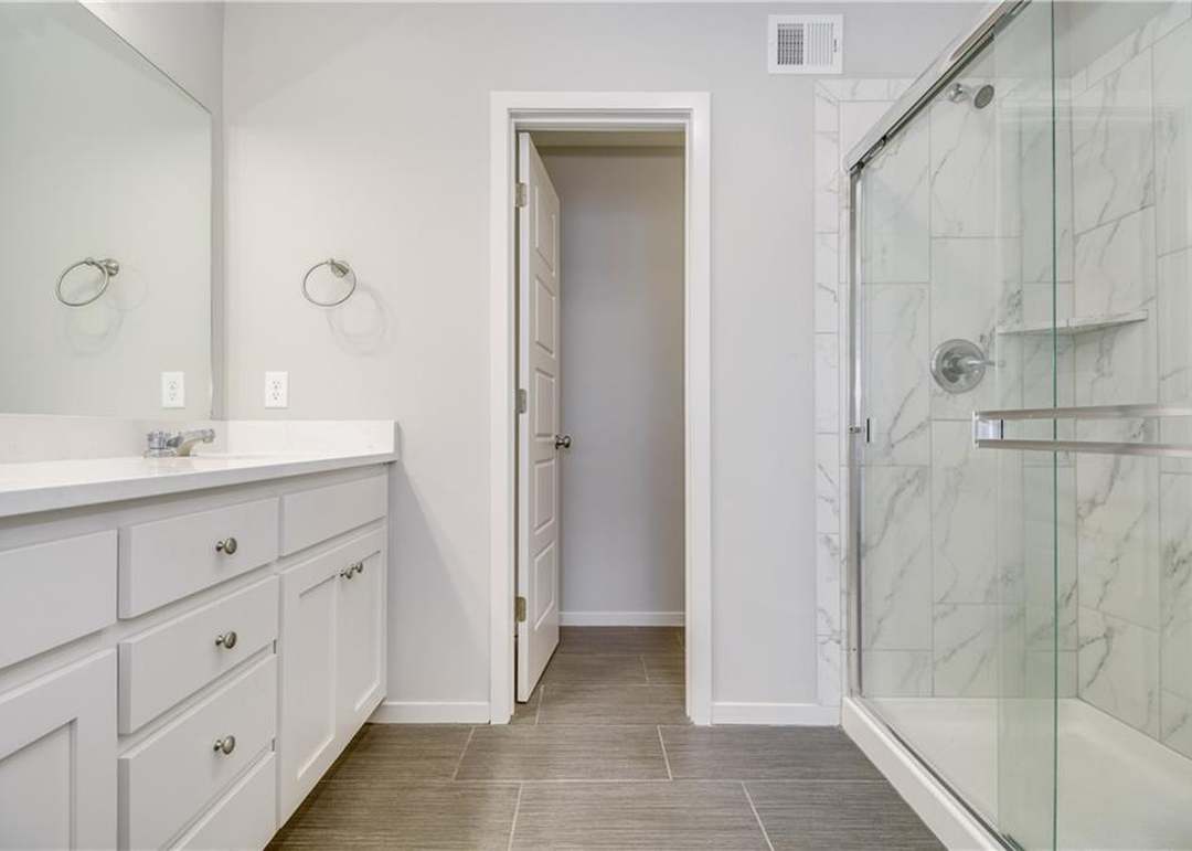 16038 Fontana Street — photo 19