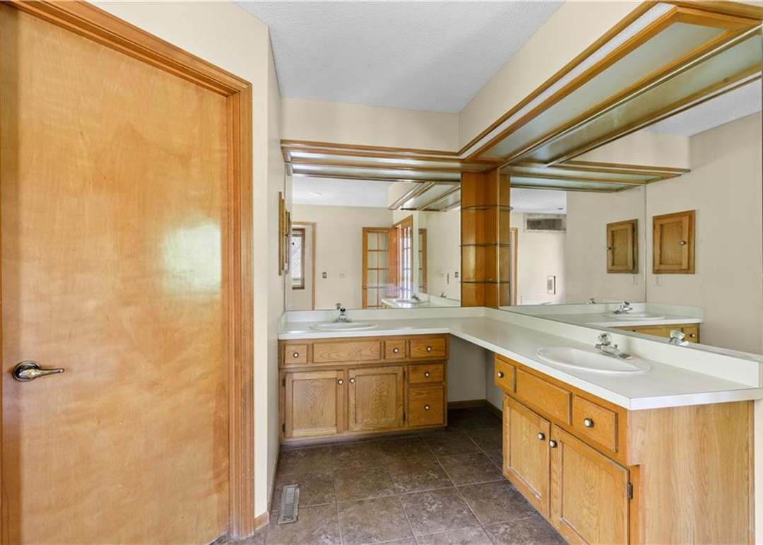 1608 NW Fawn Place — photo 19