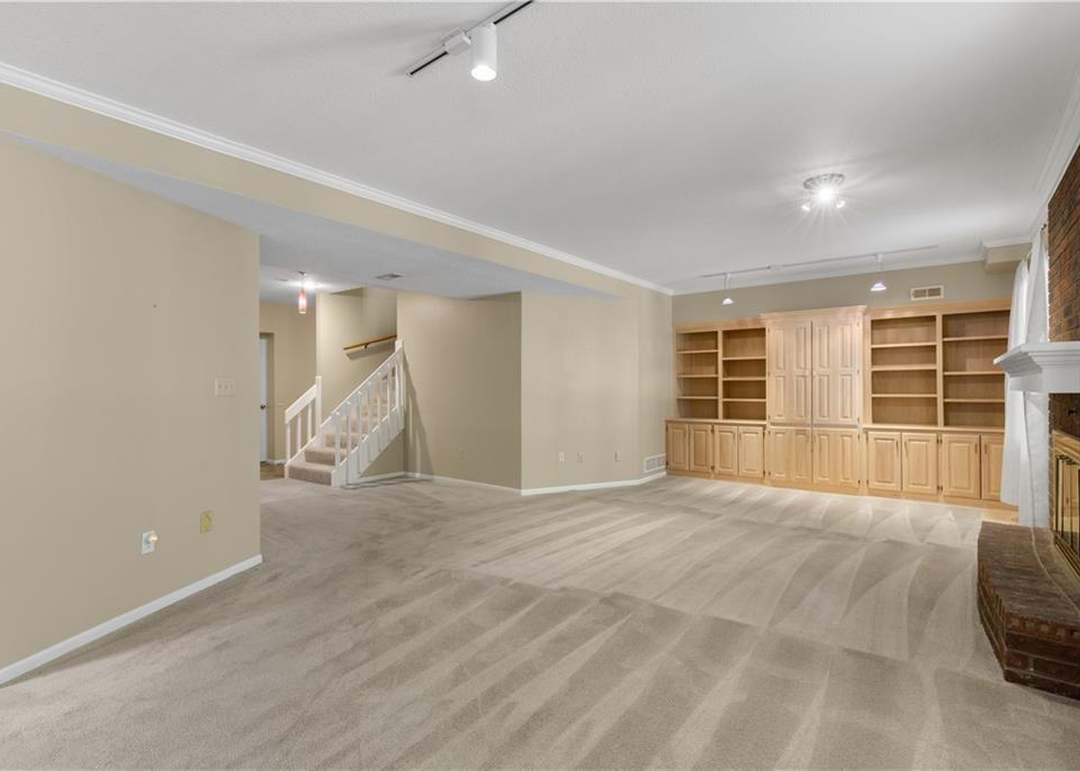 1608 NW Fawn Place — photo 26