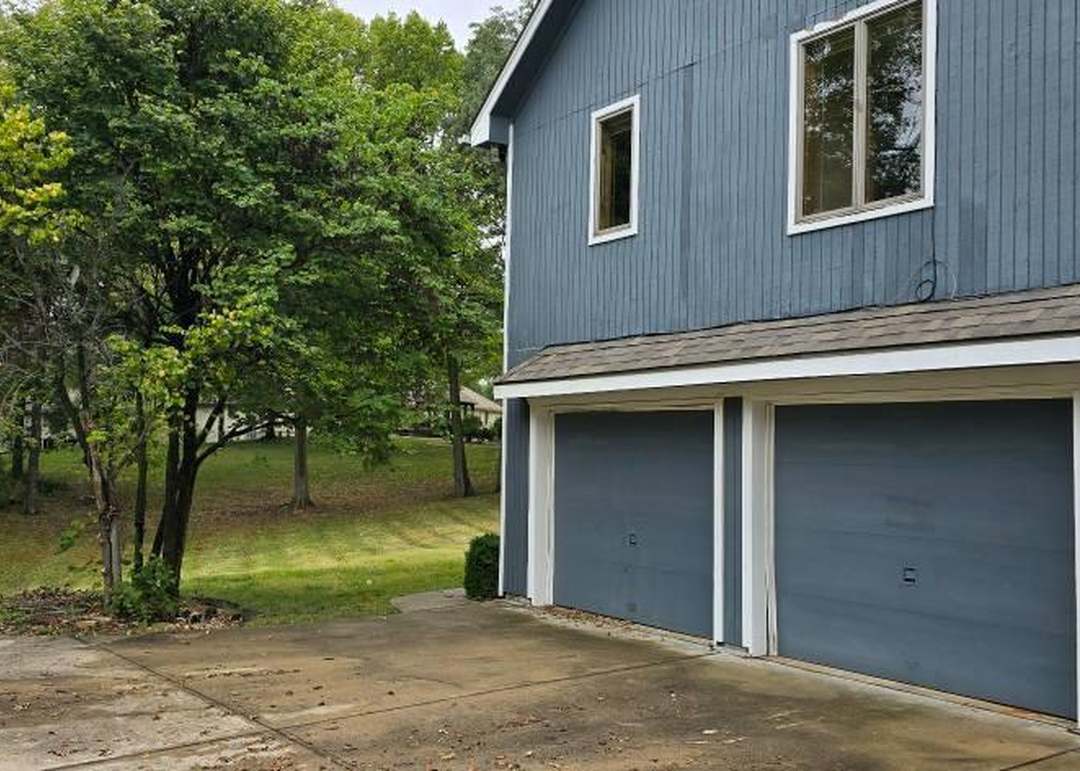 1608 NW Fawn Place — photo 33