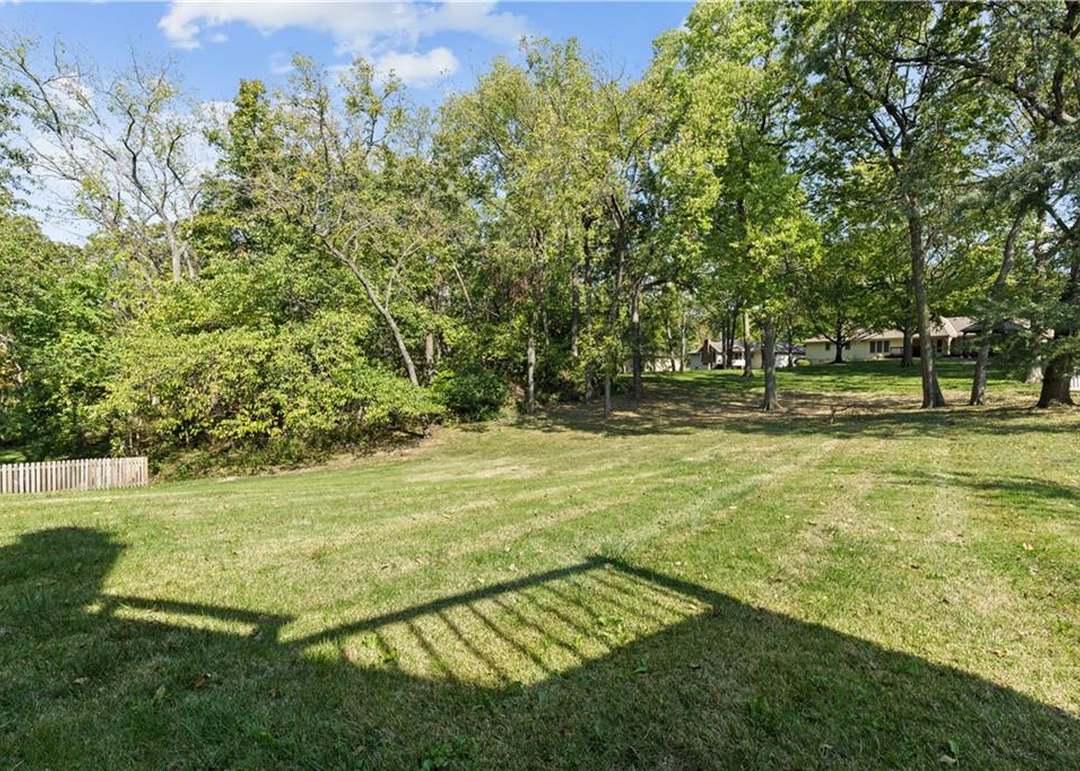 1608 NW Fawn Place — photo 36