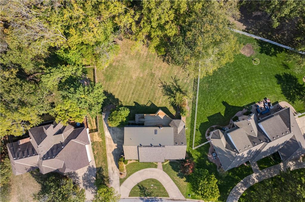 1608 NW Fawn Place — photo 38