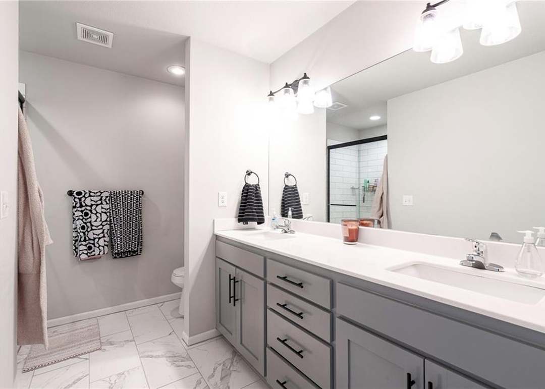 1609 NE Jaclyn Drive — photo 28