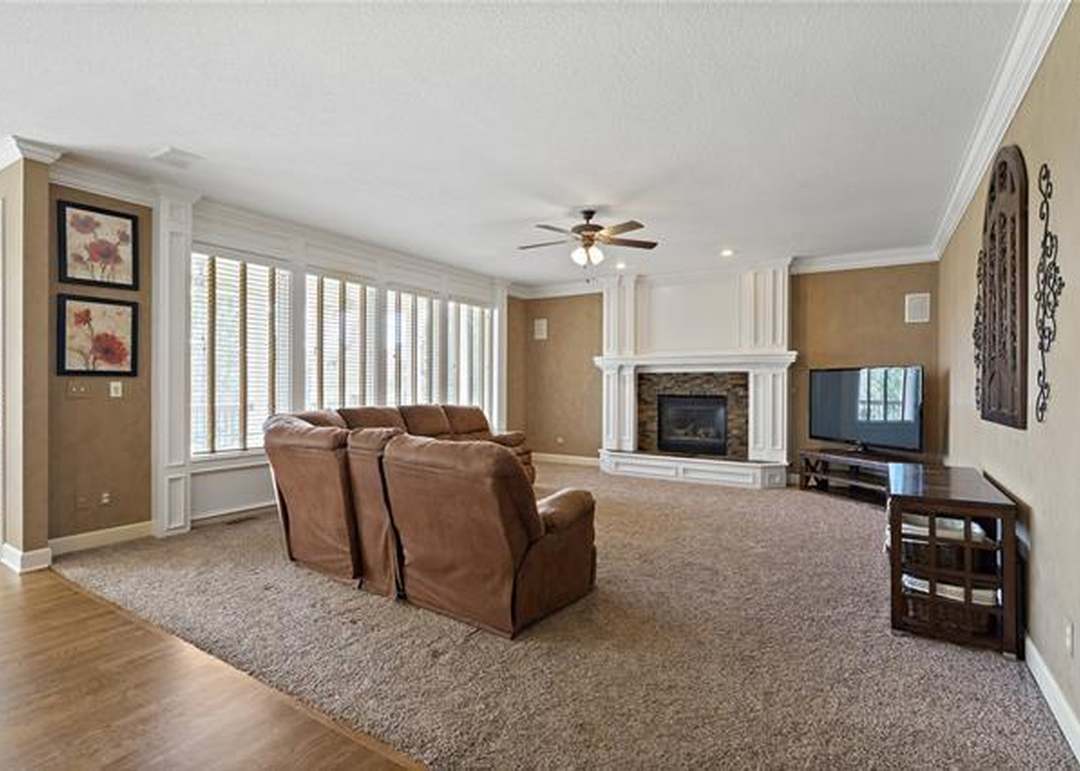 16131 S Raintree Street — photo 10