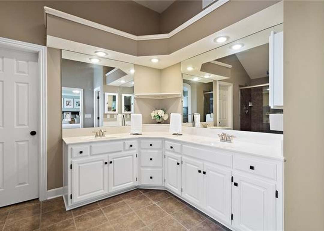 16131 S Raintree Street — photo 31