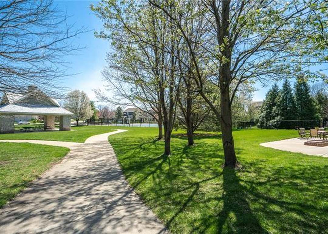 16131 S Raintree Street — photo 55