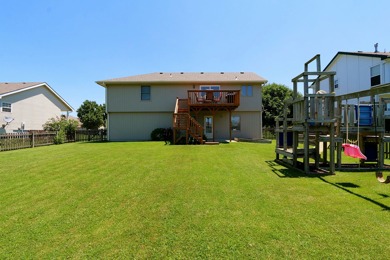 16200 SPRING VALLEY ROAD — photo 23