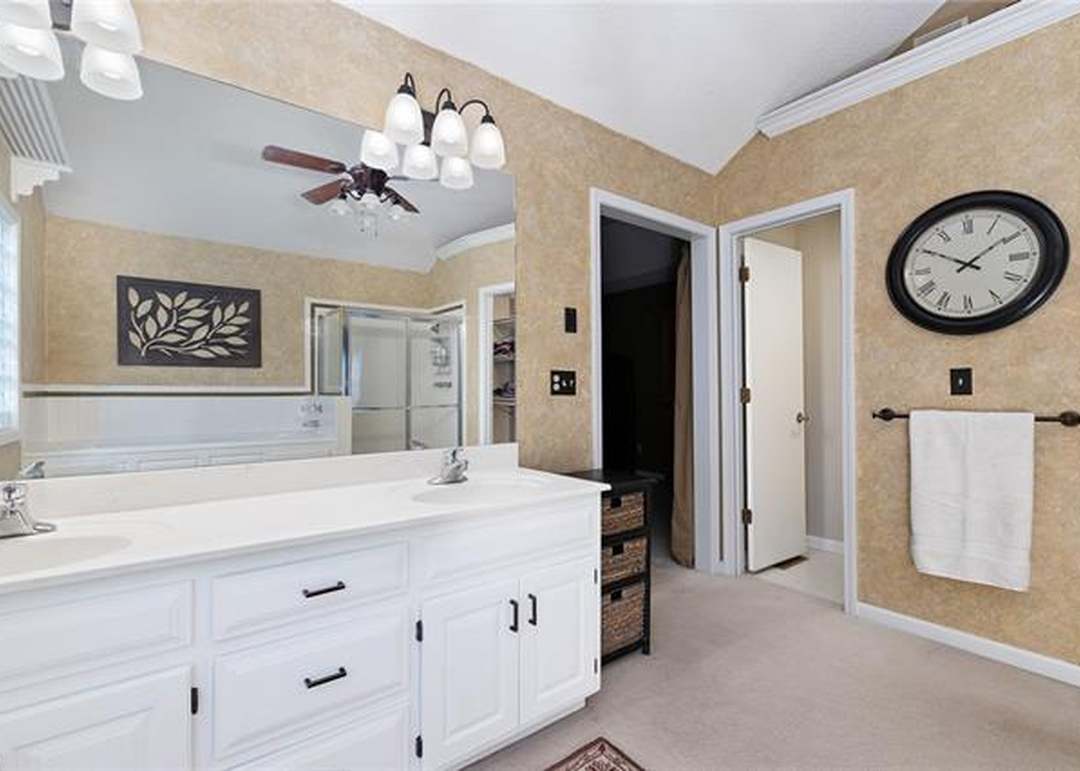 16206 W 80th Place — photo 37