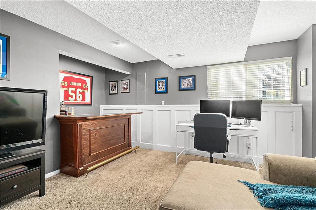 16350 S Sunset Street — photo 70