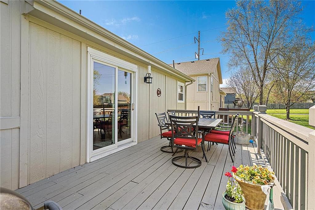 16350 S Sunset Street — photo 74