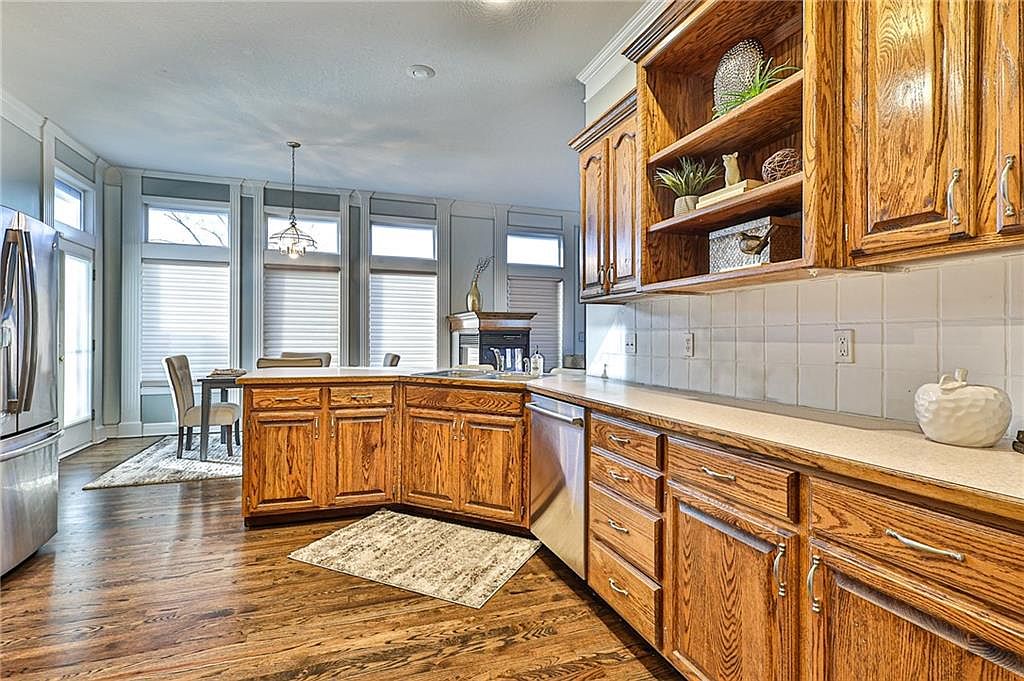 16401 E 38TH STREET Court — photo 11