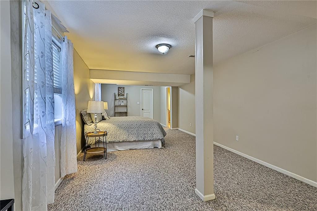 16401 E 38TH STREET Court — photo 35