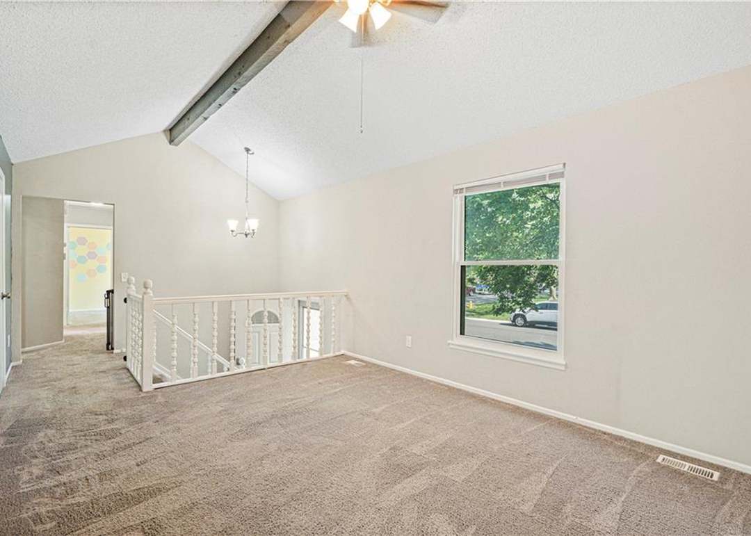 16401 W 141st Street — photo 8