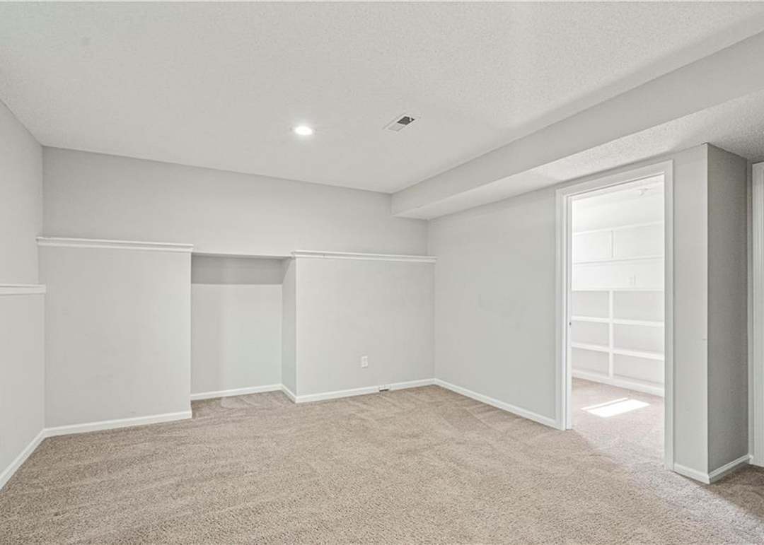 16401 W 141st Street — photo 14
