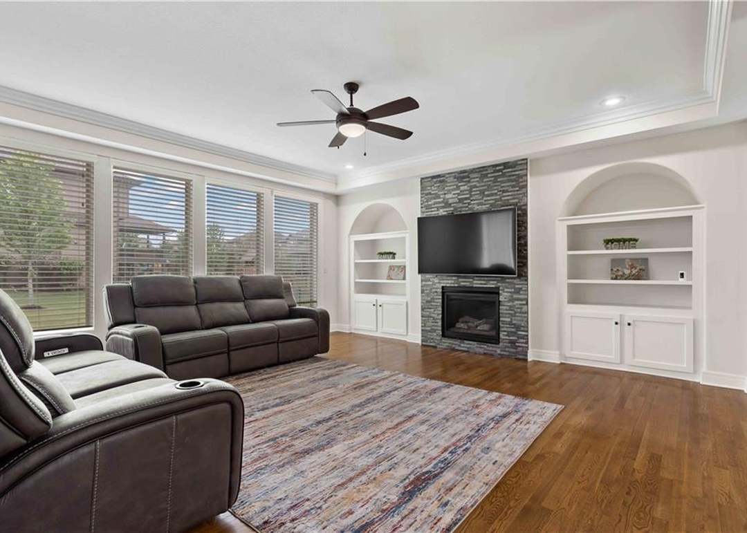 16516 Hemlock Street — photo 9