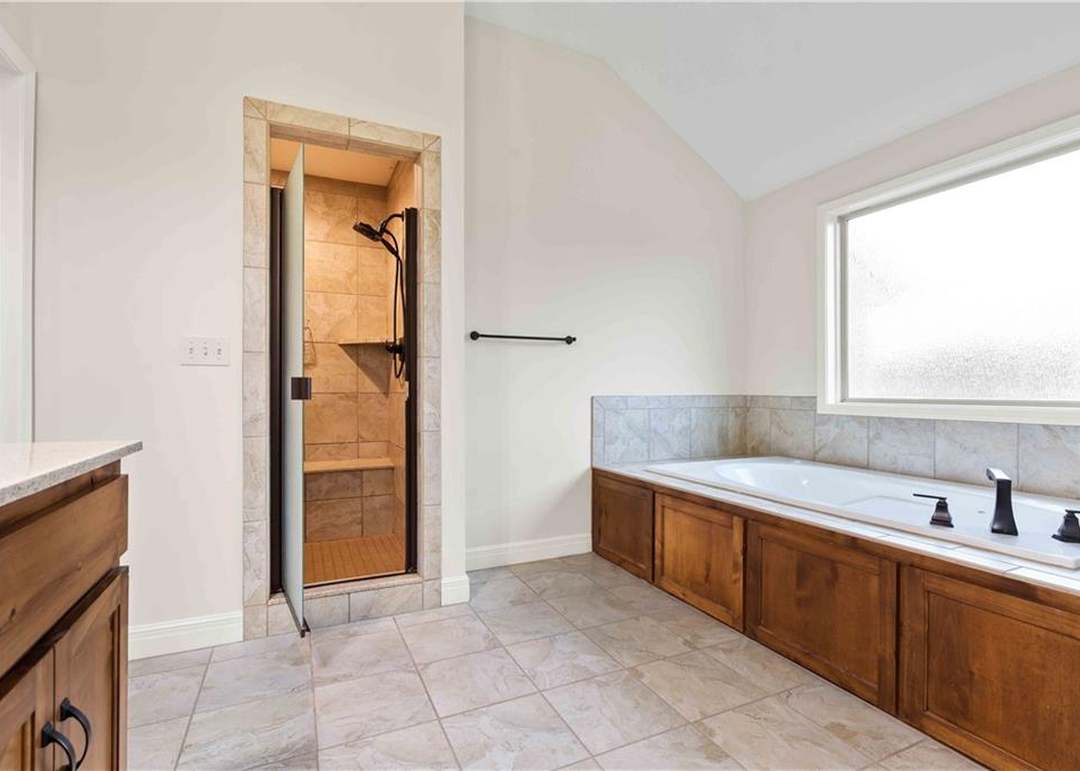 16516 Hemlock Street — photo 30