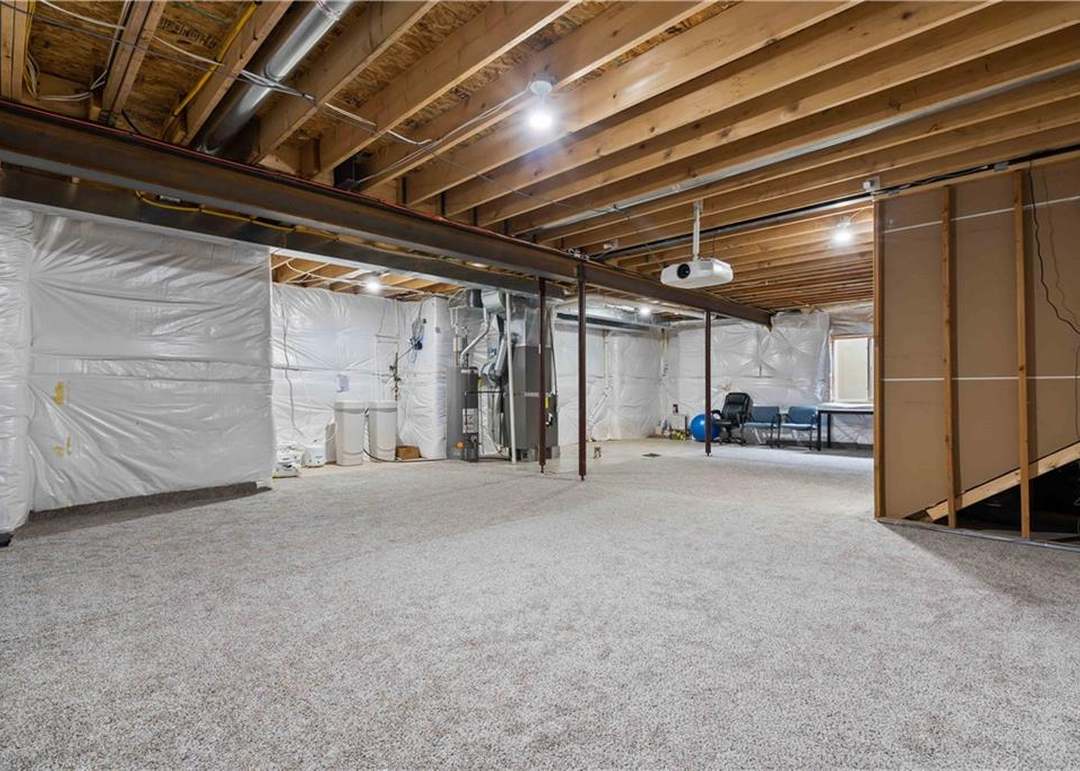 16516 Hemlock Street — photo 43